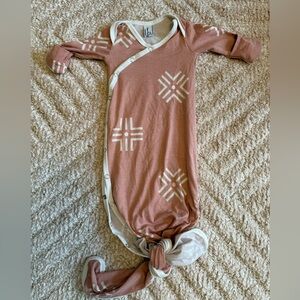 LIKE NEW Copper Pearl Newborn Knotted Gown
